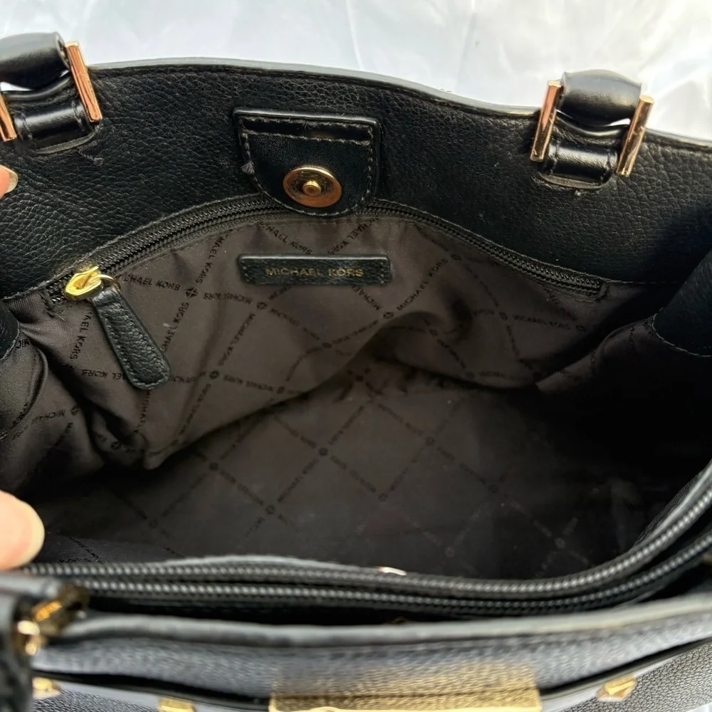 Michael Kors Addison Black and Gold Elegant Shoulder Bag